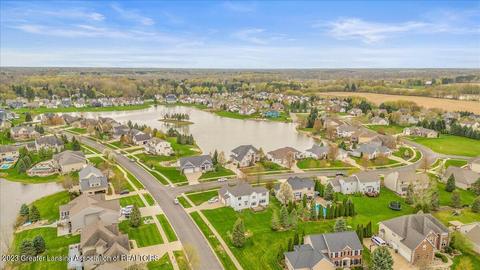 12628 Paradise Dr, Dewitt, MI 48820 photo 53