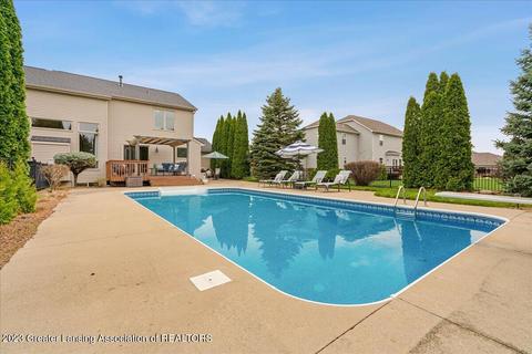 12628 Paradise Dr, Dewitt, MI 48820 photo 3