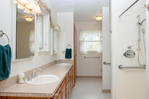 7824 Bancroft Rd, Bancroft, MI 48414 photo 17