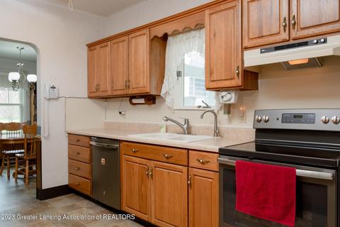 7824 Bancroft Rd, Bancroft, MI 48414 photo 4