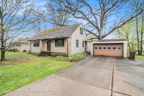 6421 E Lake Dr, Haslett, MI 48840 photo 2