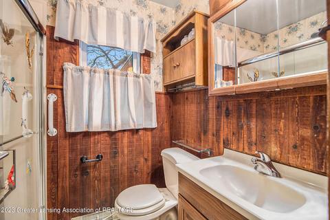 6421 E Lake Dr, Haslett, MI 48840 photo 12