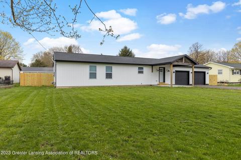 378 Third St, Sunfield, MI 48890 photo 4