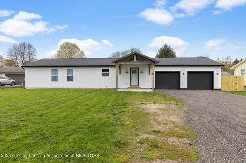 378 Third St, Sunfield, MI 48890 photo 2