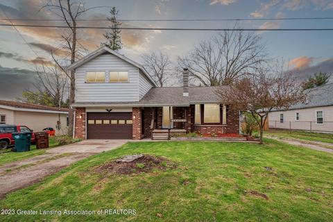 1014 R G Curtiss Ave, Lansing, MI 48911