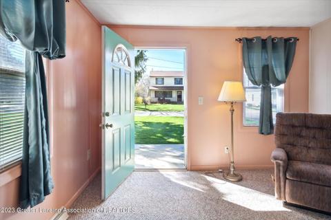 311 E Madison St, Dewitt, MI 48820 photo 6