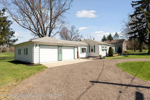 311 E Madison St, Dewitt, MI 48820 photo 2
