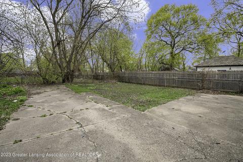 417 Huron St, Lansing, MI 48915 photo 30