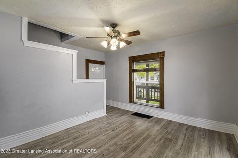 417 Huron St, Lansing, MI 48915 photo 5