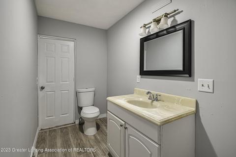 417 Huron St, Lansing, MI 48915 photo 16