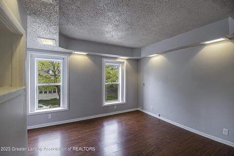 417 Huron St, Lansing, MI 48915 photo 25