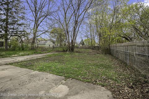 417 Huron St, Lansing, MI 48915 photo 31