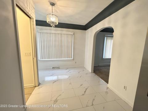 533 E Mt Hope Ave, Lansing, MI 48910 photo 8