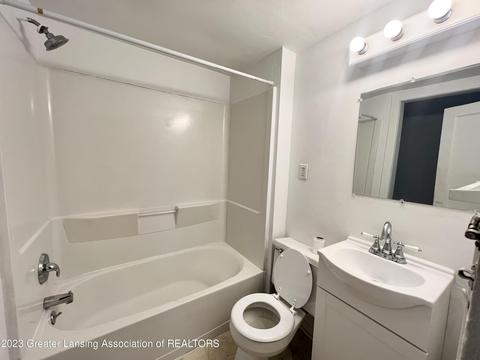533 E Mt Hope Ave, Lansing, MI 48910 photo 17
