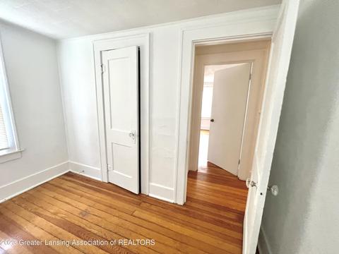 533 E Mt Hope Ave, Lansing, MI 48910 photo 26