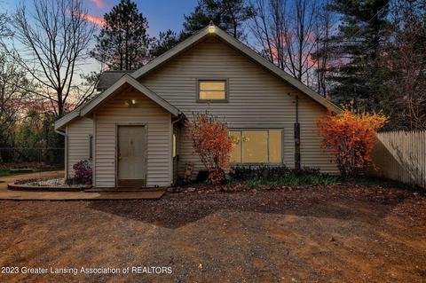 12800 Colby Lake Rd, Laingsburg, MI 48848