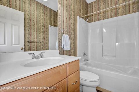 620 Pine Ridge Dr, Dewitt, MI 48820 photo 31