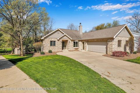 620 Pine Ridge Dr, Dewitt, MI 48820 photo 4