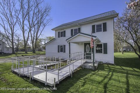 922 Emerson St, Ithaca, MI 48847 photo 5