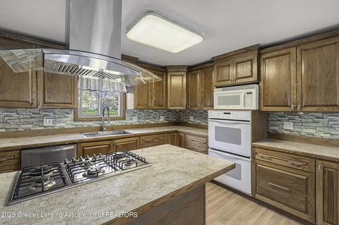 922 Emerson St, Ithaca, MI 48847 photo 15