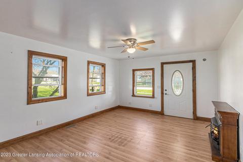 922 Emerson St, Ithaca, MI 48847 photo 7