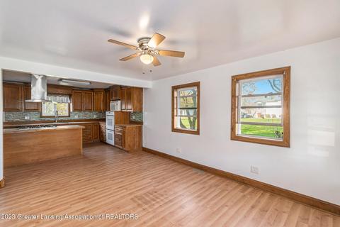922 Emerson St, Ithaca, MI 48847 photo 10