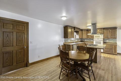 922 Emerson St, Ithaca, MI 48847 photo 17