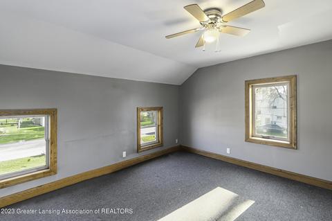 922 Emerson St, Ithaca, MI 48847 photo 24