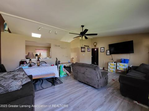 4034 Heathgate Dr, Lansing, MI 48911 photo 6