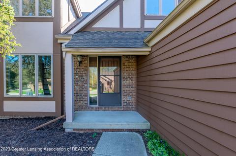 4474 Comanche Dr, Okemos, MI 48864 photo 4