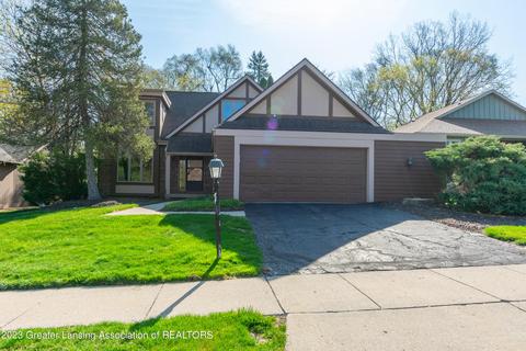 4474 Comanche Dr, Okemos, MI 48864 photo 2