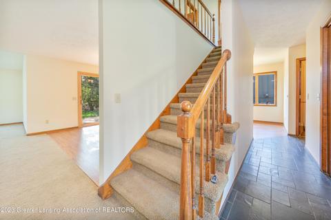 4474 Comanche Dr, Okemos, MI 48864 photo 6