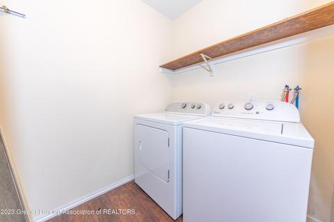 4474 Comanche Dr, Okemos, MI 48864 photo 20