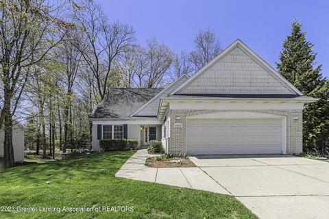 13626 Pearwood Dr, Dewitt, MI 48820
