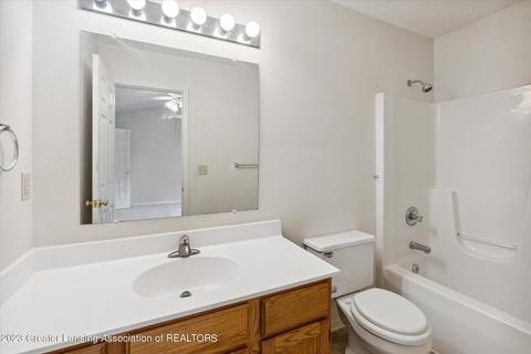 3975 Camperdown Dr, Lansing, MI 48911 photo 30