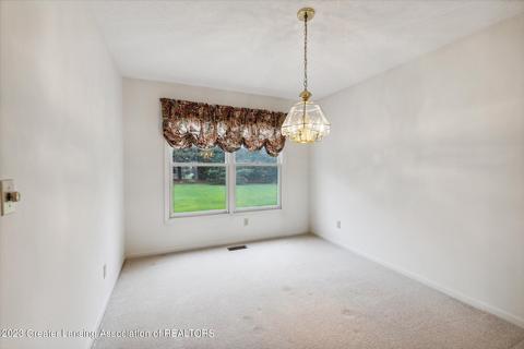 3975 Camperdown Dr, Lansing, MI 48911 photo 8