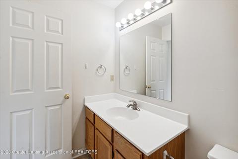 3975 Camperdown Dr, Lansing, MI 48911 photo 31