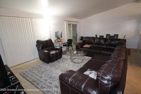 3906 Limerick Cir, Lansing, MI 48911 photo 3