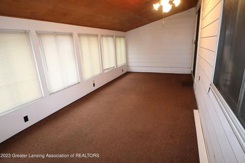 3906 Limerick Cir, Lansing, MI 48911 photo 24
