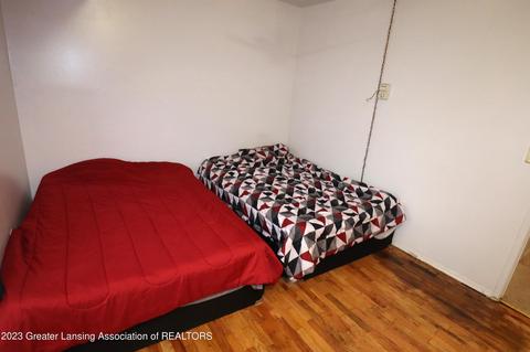3906 Limerick Cir, Lansing, MI 48911 photo 17