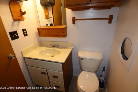 3906 Limerick Cir, Lansing, MI 48911 photo 29