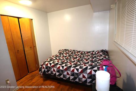 3906 Limerick Cir, Lansing, MI 48911 photo 15