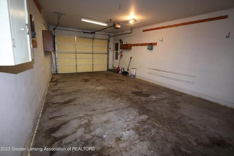 3906 Limerick Cir, Lansing, MI 48911 photo 45