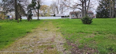 15966 Brook Rd, Lansing, MI 48906 photo 9
