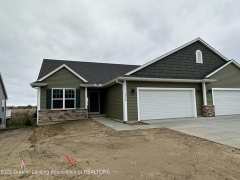 1415 Superior Dr #13, Saint Johns, MI 48879