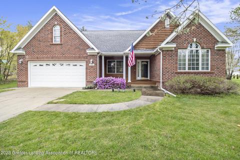 7352 W Hidden Lake Dr, Perry, MI 48872