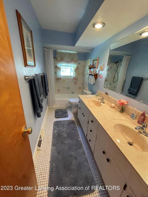 1920 Walmar Dr, Lansing, MI 48917 photo 11