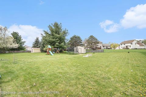 5311 Thames Dr, Haslett, MI 48840 photo 70