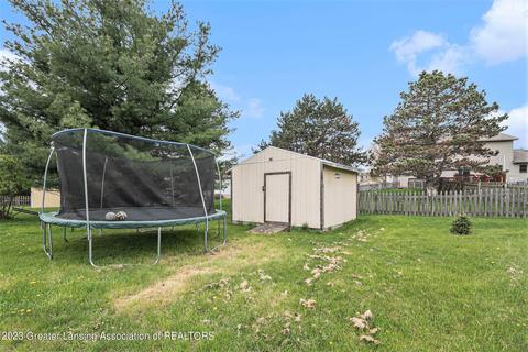 5311 Thames Dr, Haslett, MI 48840 photo 72