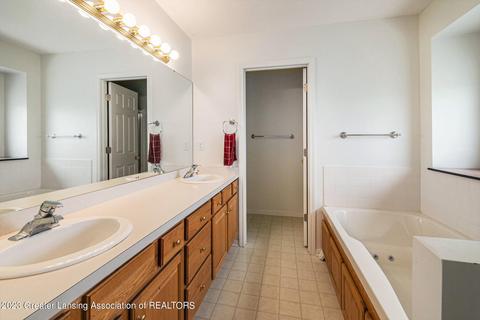5311 Thames Dr, Haslett, MI 48840 photo 35